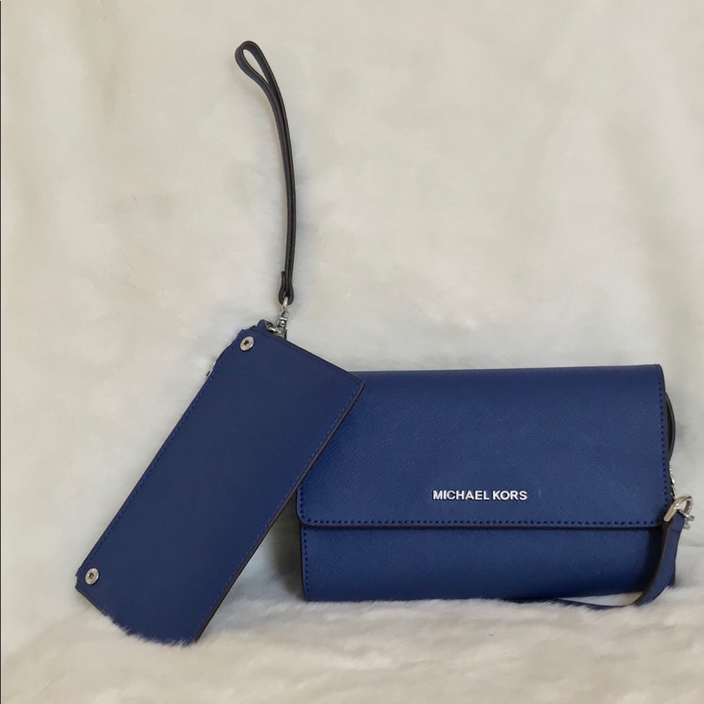 Michael Kors Jet Set Travel 3in1 WRS clutch - Picture 2 of 5